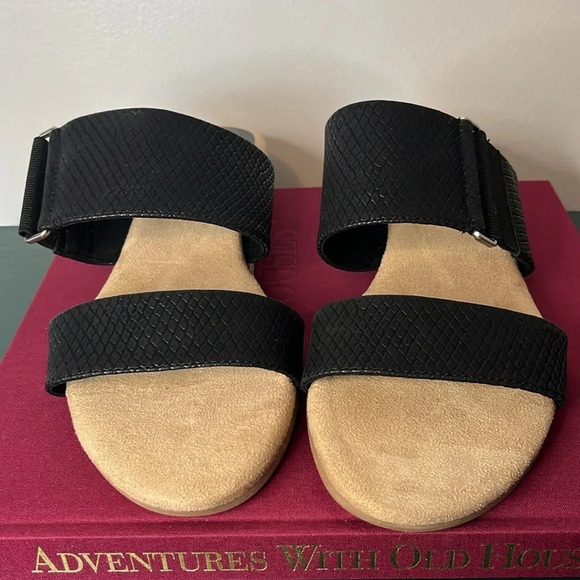 NWOT Easy Street Women's Olympia Slide Sandals Sz 9.5W - Picture 4 of 6